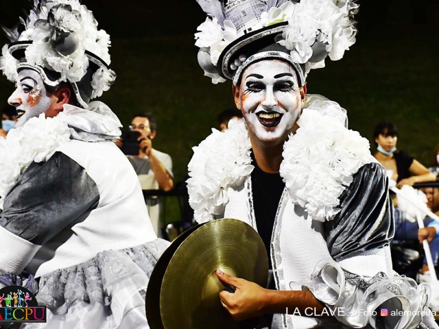 desfile 125